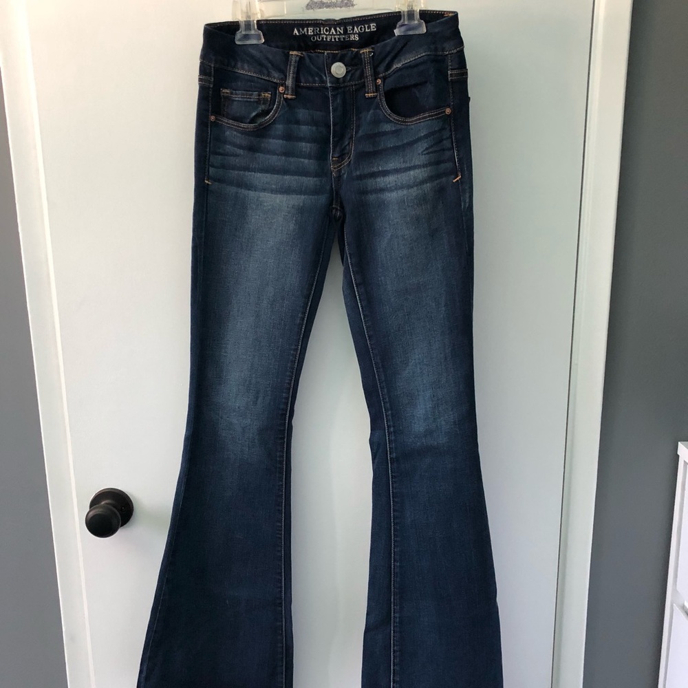 American eagle dark wash bootcut jeans